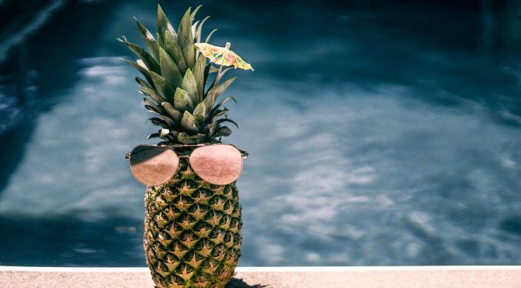 cool-pool-pineapple