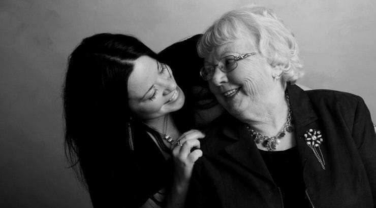 grandmother-453131_1280