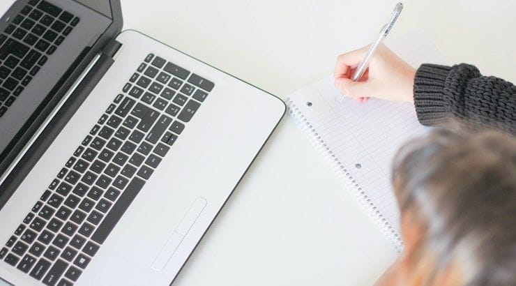 j-kelly-brito-PeUJyoylfe4-unsplash