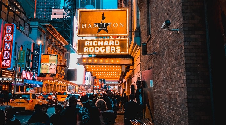 r-d-smith-QsLuYuae-bY-unsplash